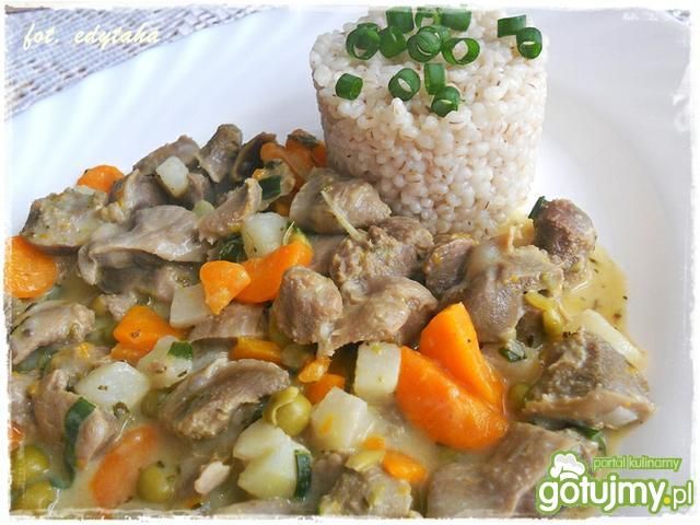 Tymiankowe żołądki z warzywami Tymiankowe żołądki z warzywami