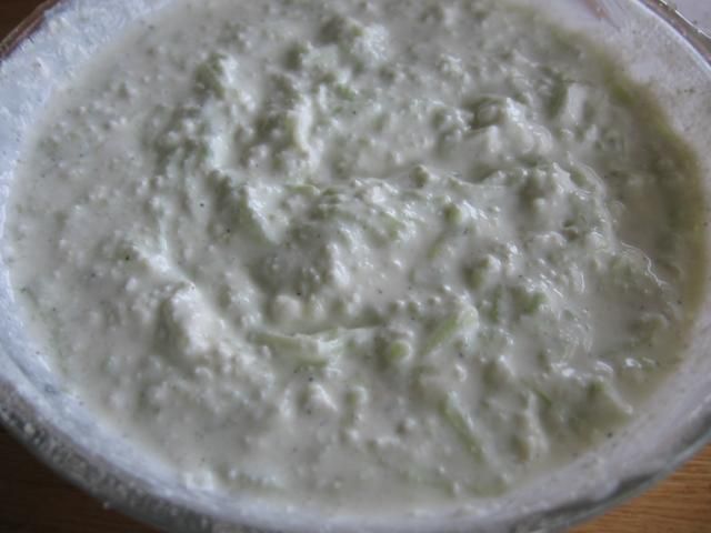 Tzatziki z twarożkiem Tzatziki z twarożkiem