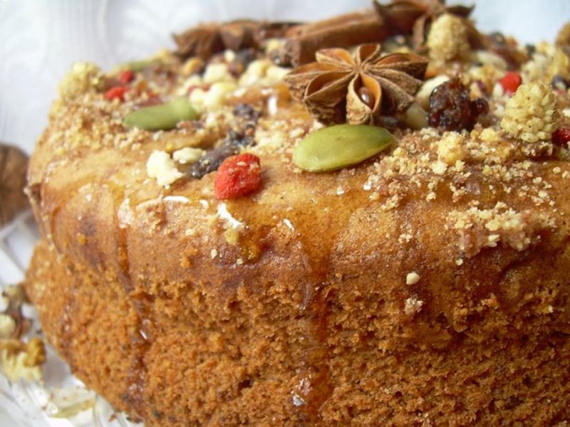 Ucierane ciasto z rumem i orzechami (korzenne) Ucierane ciasto z rumem i orzechami (korzenne)
