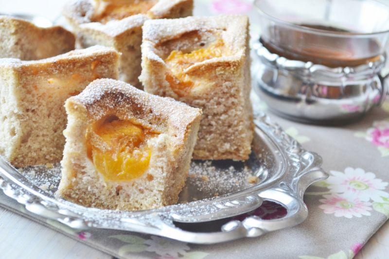 Ucieraniec z brzoskwiniami na oleju