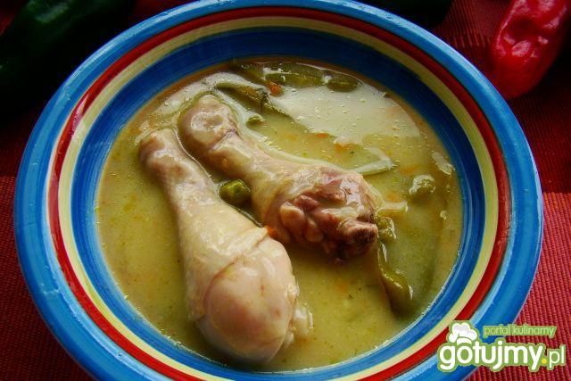 Udeczka w śmietanie z warzywami  Udeczka w śmietanie z warzywami