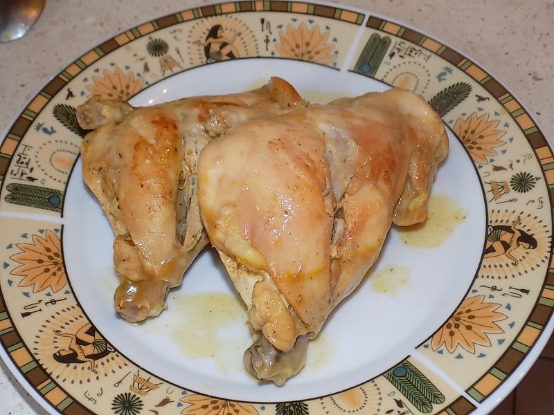 Udka królika gotowane Udka królika gotowane