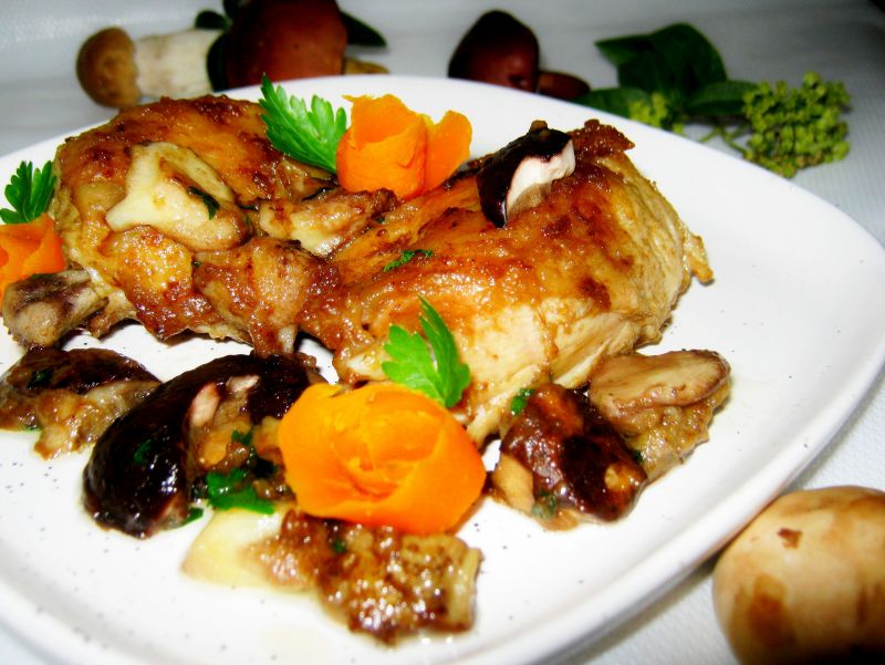 Udka kurczaka duszone z grzybami Udka kurczaka duszone z grzybami