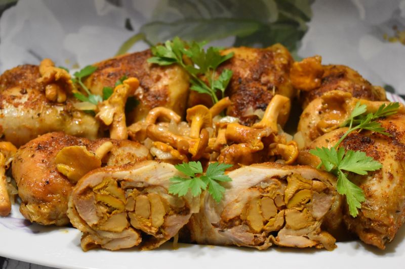 Udka pieczone z kurkami