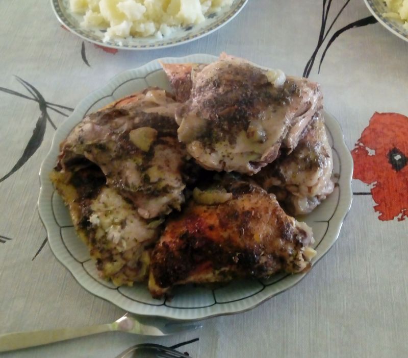 Udka pieczone ziołowo - czosnkowe Udka pieczone ziołowo - czosnkowe