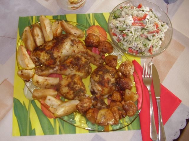 Udka w Miodzie z Jabłkami i Pieczarkami.