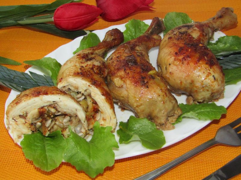 Udka z kurczaka faszerowane porem i słonecznikiem