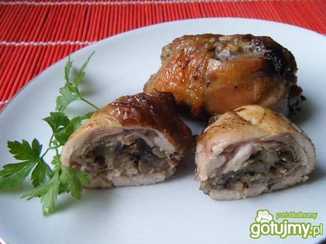 Udka z kurczaka nadziewane pieczarkami Udka z kurczaka nadziewane pieczarkami
