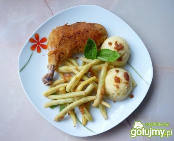 Udka z kurczaka panierowane w płatkach 