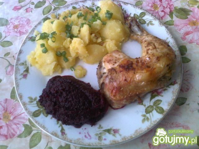 Udka z ziemniakami i ćwikłą