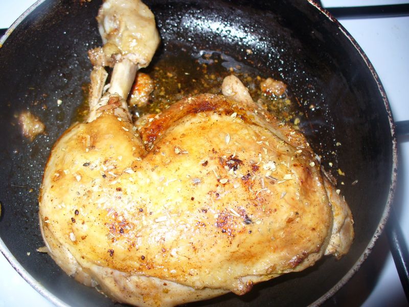 Udko z kurczaka gotowane i opiekane