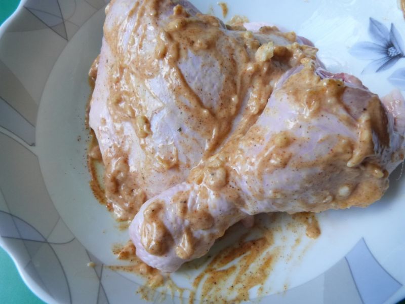 Udko z kurczaka w majonezowo-czosnkowej marynacie