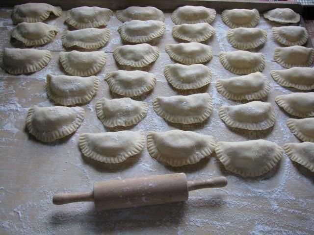 Uniwersalne ciasto na pierogi