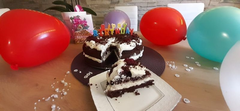 Urodzinowy przekładaniec