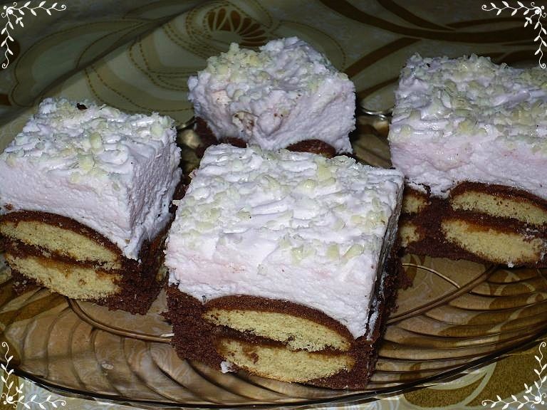 Usta adama z pianką