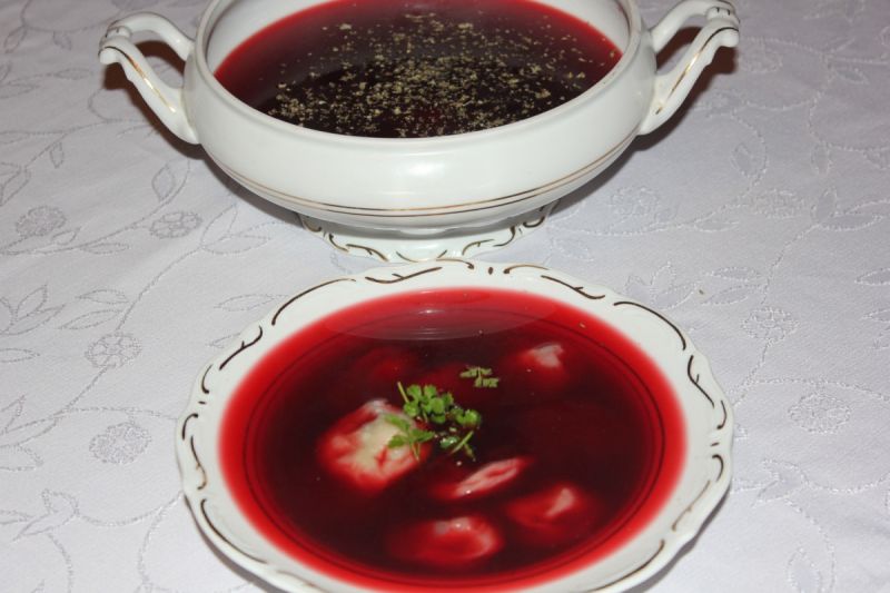 Uszka z barszczem  Uszka z barszczem