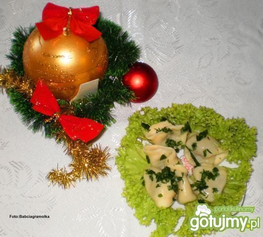 Uszka z farszem rybnym do zupy z karpia 