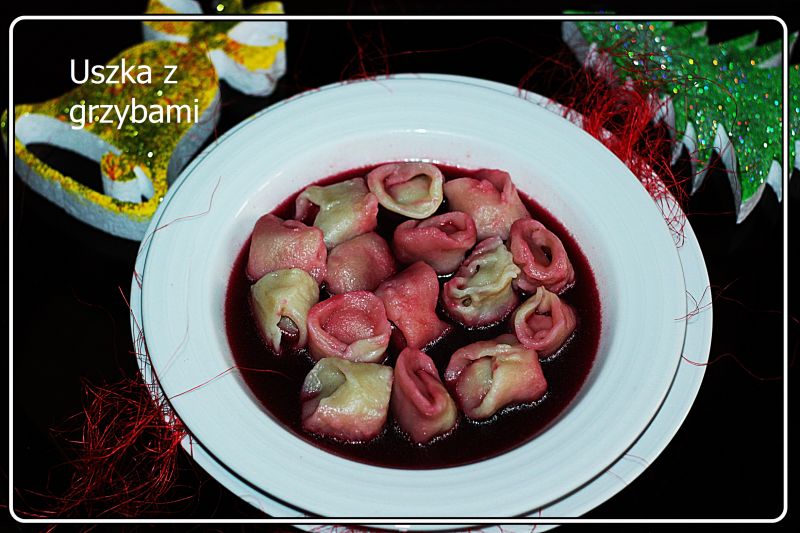 Uszka z grzybami - Danie wigilijne Uszka z grzybami - Danie wigilijne