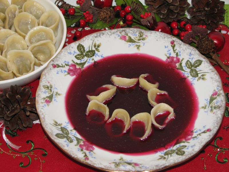 Uszka z kapustą i grzybami Uszka z kapustą i grzybami