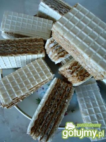 Wafelki z masą kajmakowo-kawową Wafelki z masą kajmakowo-kawową