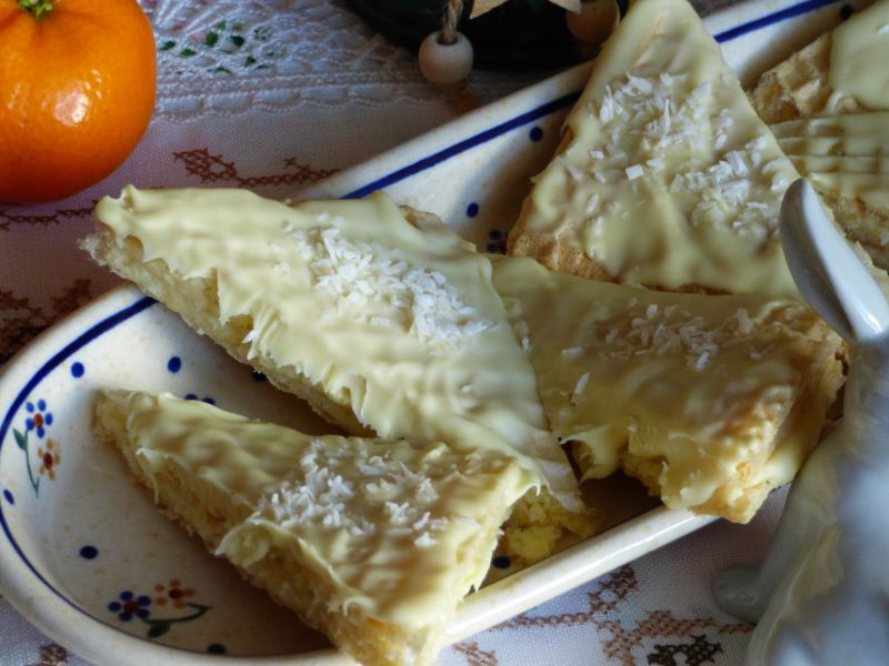 Wafelki z masą kokosową Wafelki z masą kokosową