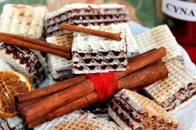Wafle czekoladowe z cynamonem Wafle czekoladowe z cynamonem