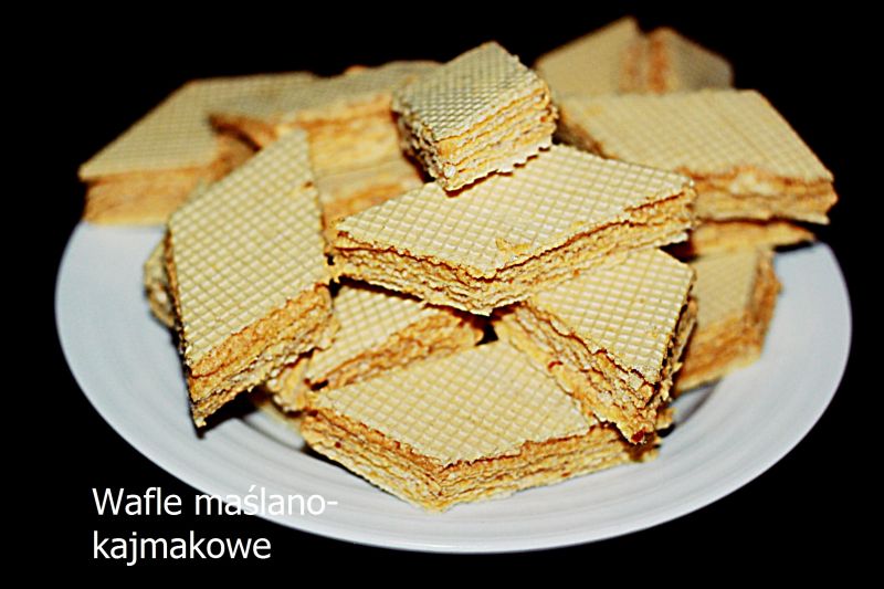 Wafle maślano- kajmakowe Wafle maślano- kajmakowe