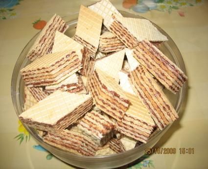 Wafle z masą z mleka w proszku Wafle z masą z mleka w proszku