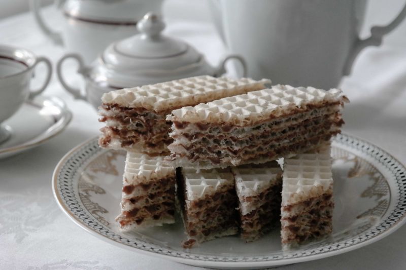 Wafle z masą z mleka z proszku Wafle z masą z mleka z proszku