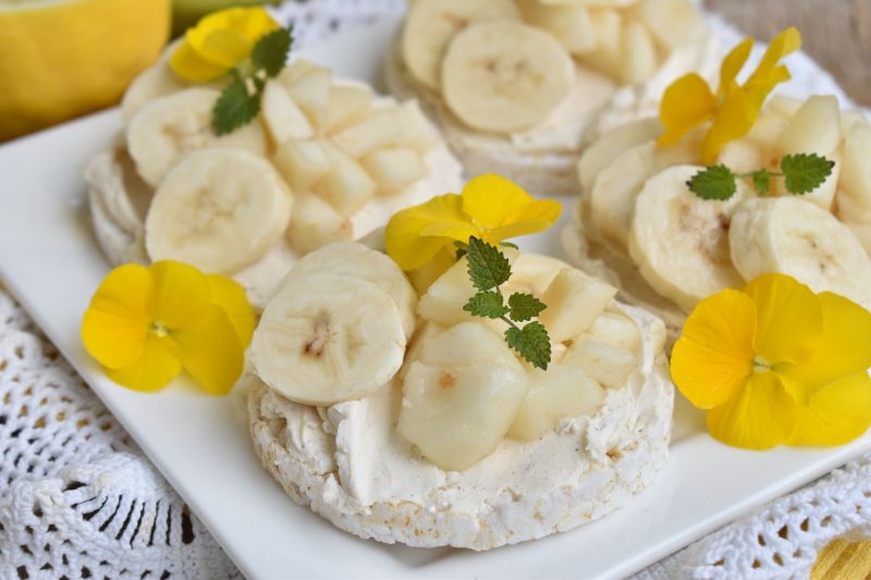 Wafle z serkiem mascarpone i owocami