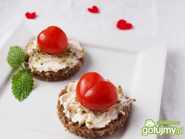 Walentynkowe kanapeczki