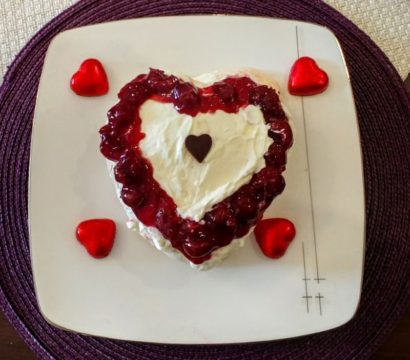 Walentynkowe mini-torciki bezowe