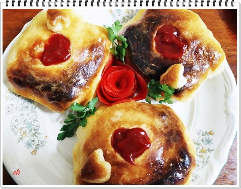 Walentynkowy ser Eli w cieście