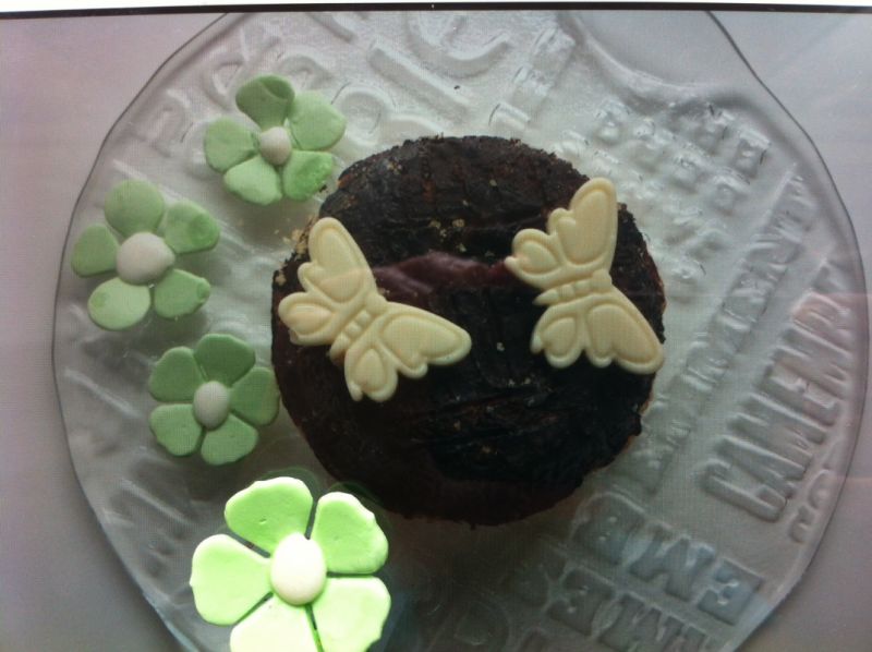 Waniliowo-kakaowa babka z rumowymi rodzynkami