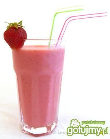 Waniliowy koktajl truskawkowy Waniliowy koktajl truskawkowy
