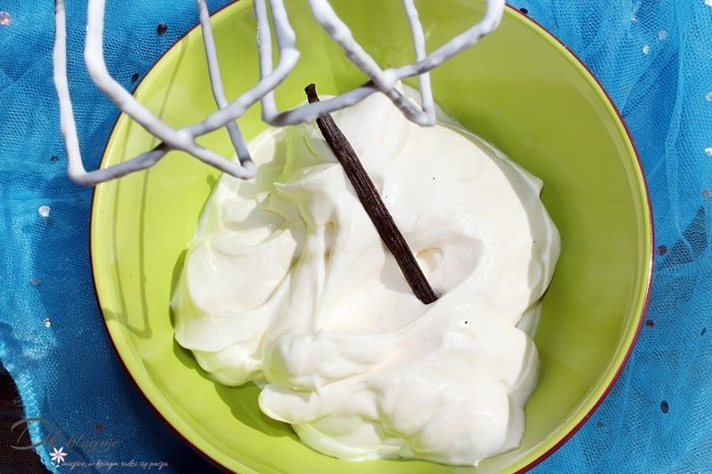 Waniliowy krem z serka homogenizowanego i kremówki Waniliowy krem z serka homogenizowanego i kremówki