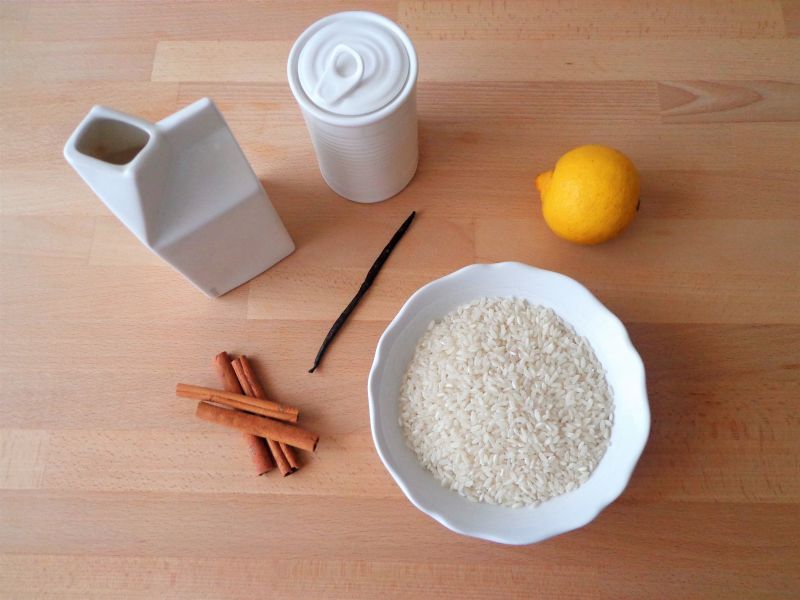 Waniliowy ryż na mleku z nutką cynamonu Waniliowy ryż na mleku z nutką cynamonu