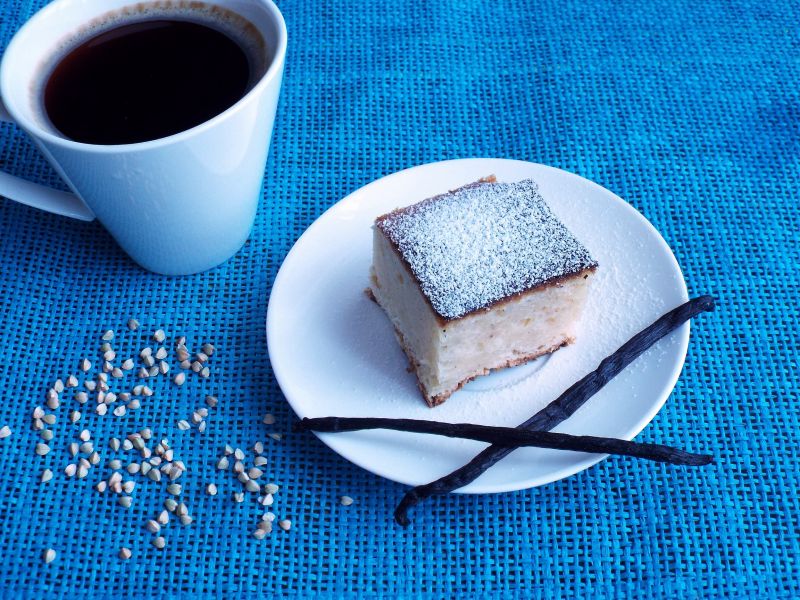 Waniliowy sernik z kaszą gryczaną Waniliowy sernik z kaszą gryczaną