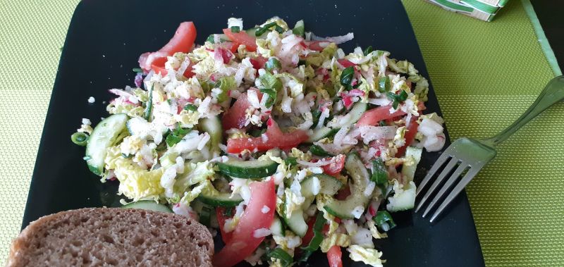 Warstwowa sałatka śniadaniowa: Warstwowa sałatka śniadaniowa: