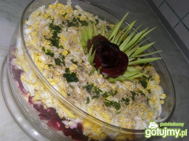 Warstwowa ze śledziem 