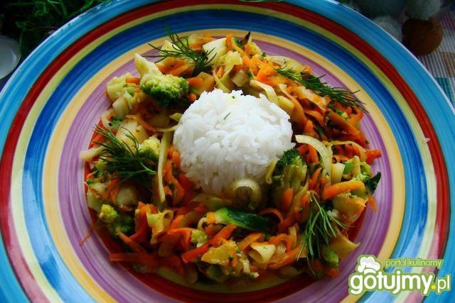 Warzywa duszone z ryżem 