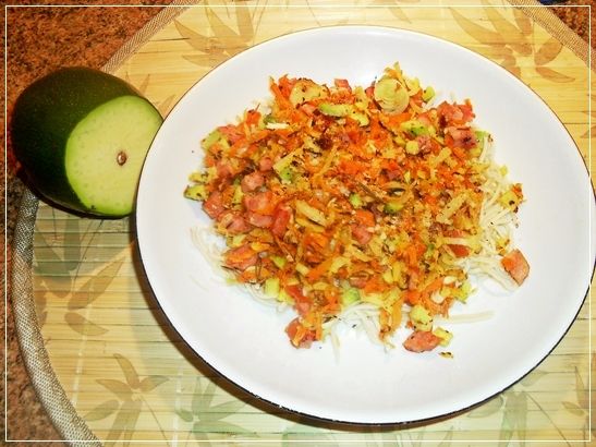 Warzywa i orzechy wprost z patelni