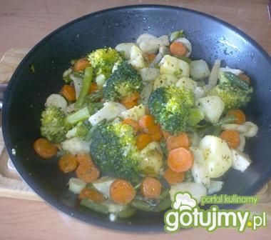 Warzywa na patelni.