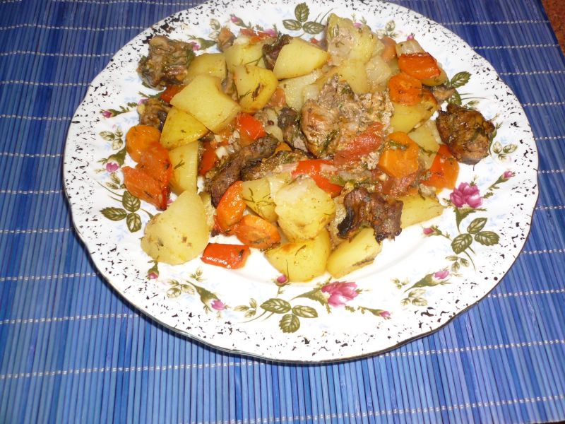 Warzywa pieczone z mięskiem