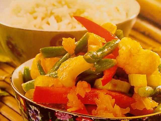 Warzywa z mlekiem kokosowym