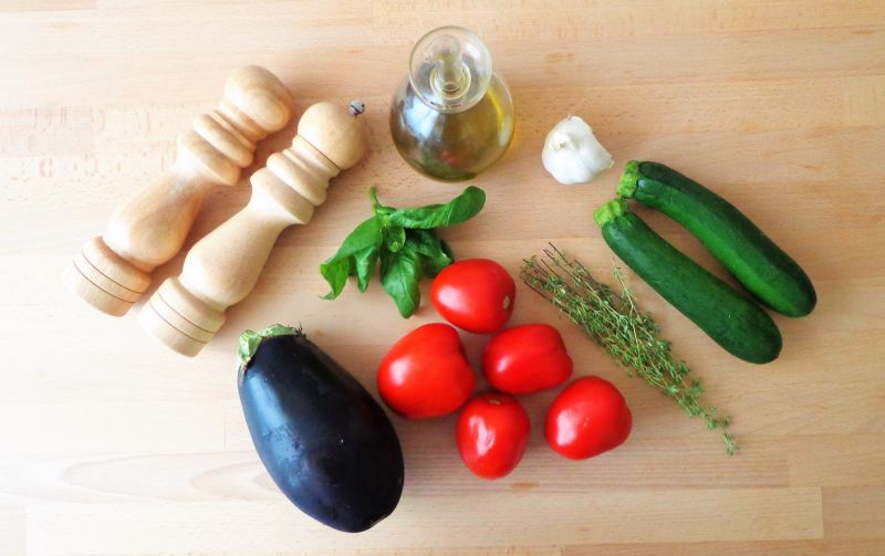 Warzywa zapiekane w aromatycznej oliwie Warzywa zapiekane w aromatycznej oliwie