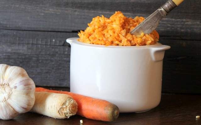 Warzywna pasto-sałatka z tuńczykiem Warzywna pasto-sałatka z tuńczykiem