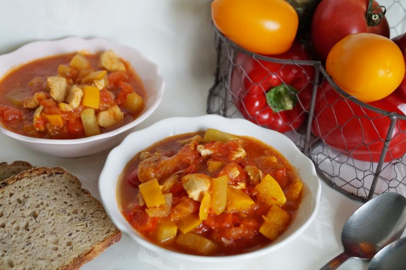 Warzywna potrawka z kurczakiem