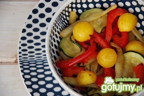 Warzywna sałatka na ciepło w Actifry