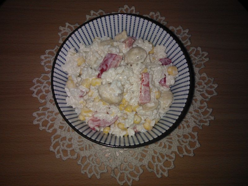 Warzywna sałatka z ryżem Warzywna sałatka z ryżem